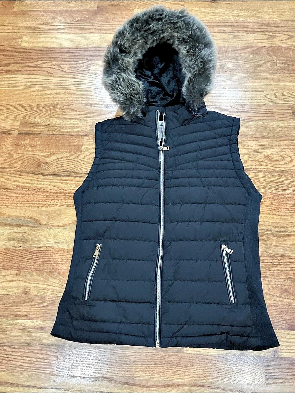 Greenlander Women’s Black Hooded Puffer Vest Size Large Sz L EUC